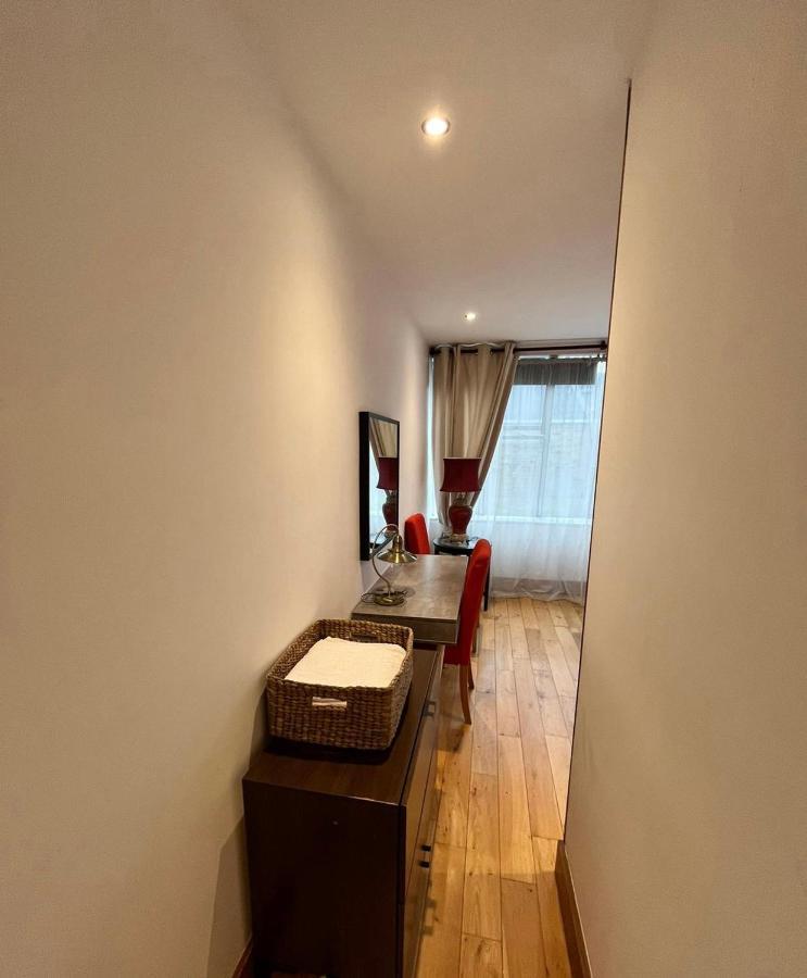 Luxury 2 Double Bedroom Flat - Kensington 런던 외부 사진
