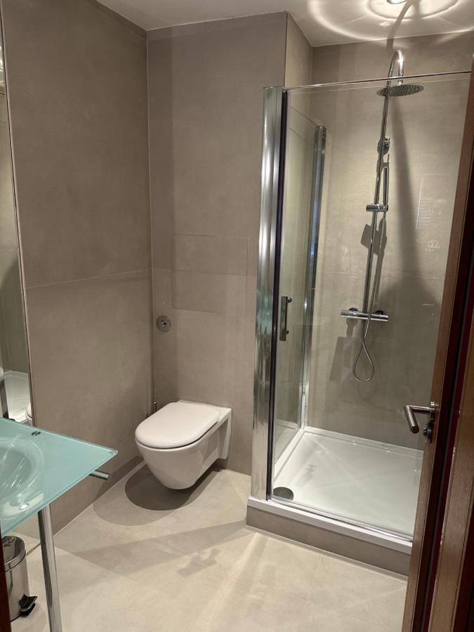 Luxury 2 Double Bedroom Flat - Kensington 런던 외부 사진