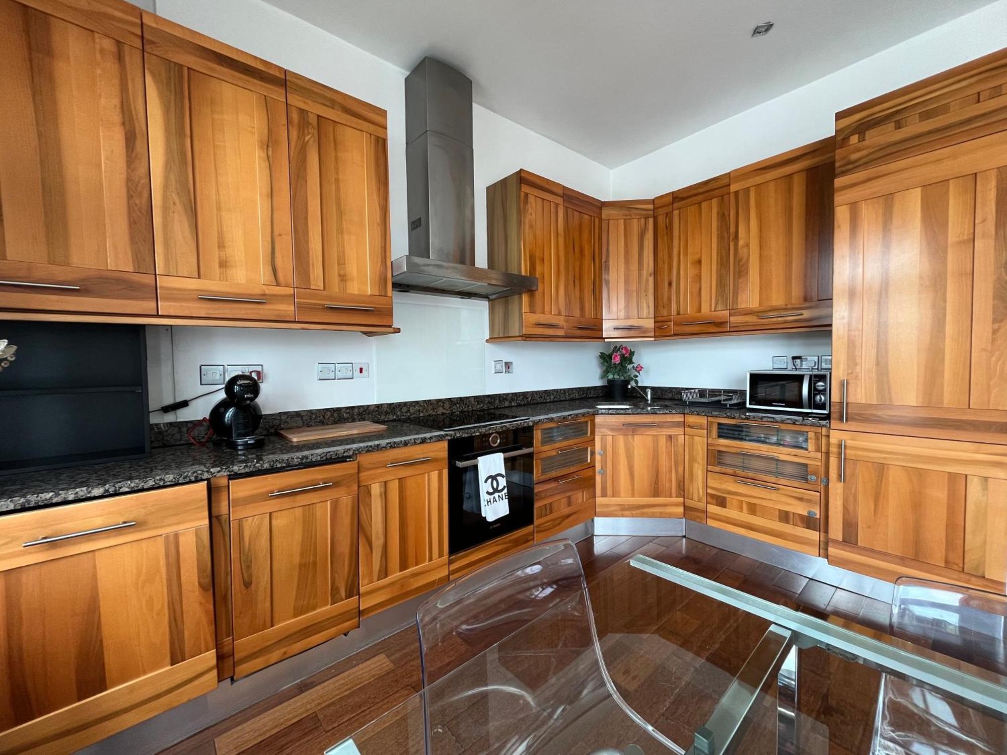 Luxury 2 Double Bedroom Flat - Kensington 런던 외부 사진